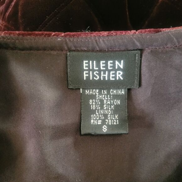 Eileen Fisher Quilted Velvet Jacket Size Small - Picture 5 of 5